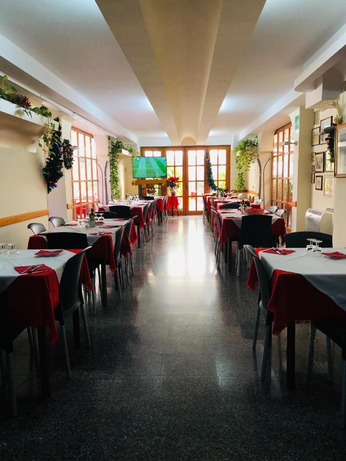 Hotel Centrale Quartu Sant'Elena Eksteriør billede